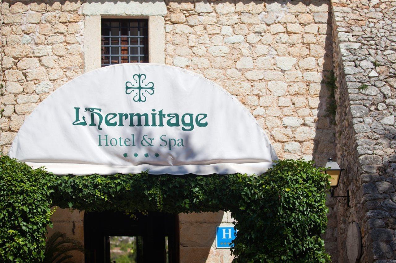 L'Hermitage Hotel & Spa Orient Bagian luar foto