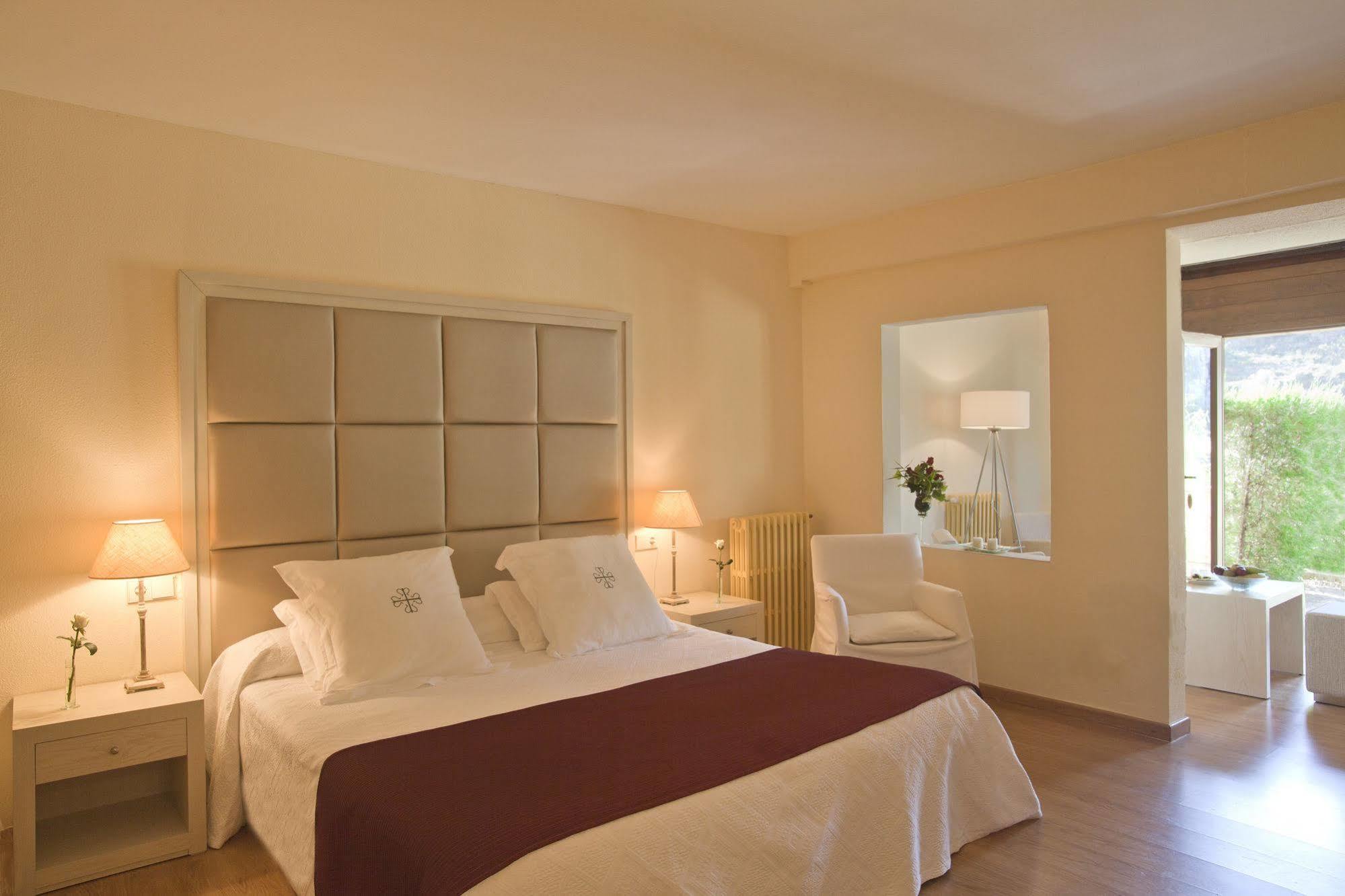 L'Hermitage Hotel & Spa Orient Bagian luar foto